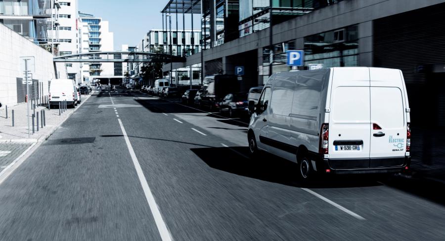  Renault Master Z.E. L3H2 Van 2017 года  (фото 34 из 42)